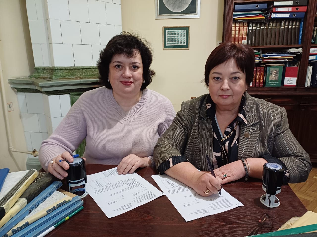 Центральний відділ ДРАЦС передав історичному архіву документи ХІХ ст